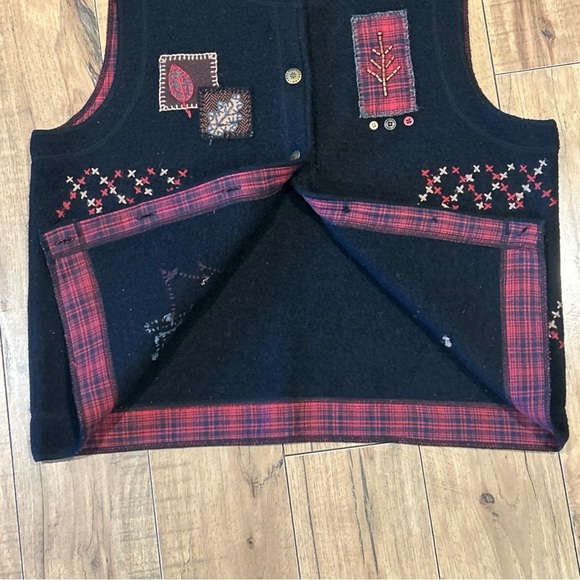 Vintage Woolrich Wool Sweater Vest Cabin Christmas Bear Size Medium - Picture 8 of 10